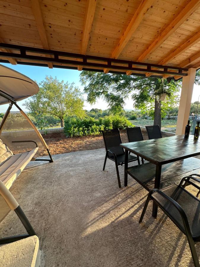 Villa Relax And Unwind: Family-Friendly House Near Zadar In Zagrad Exterior foto