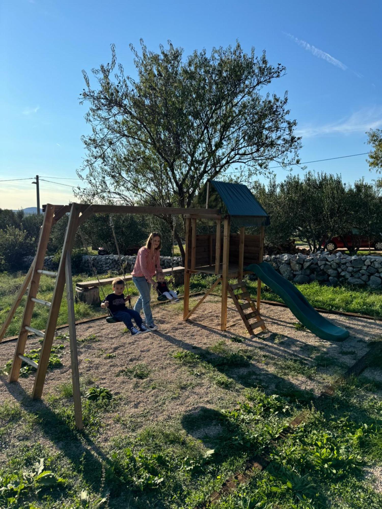 Villa Relax And Unwind: Family-Friendly House Near Zadar In Zagrad Exterior foto